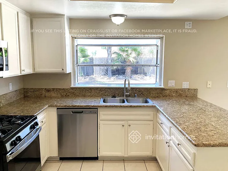 12625 Softwind Dr — Photo 4