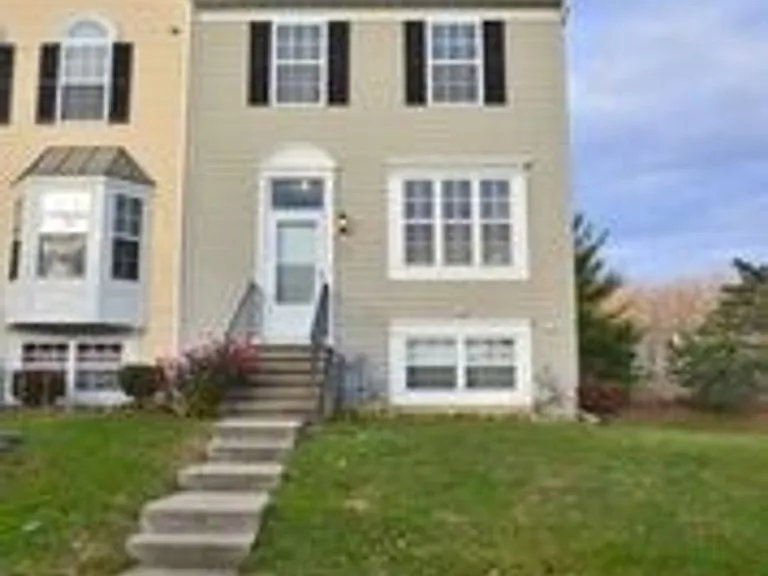 123 Hunter Ct — Photo 2