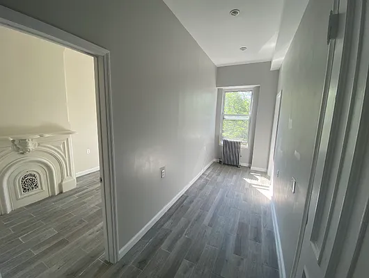 Rented by Triplemint | media 10