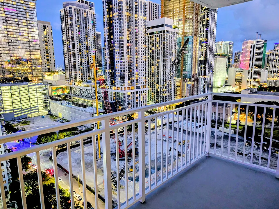 850 N Miami Ave #W-2202