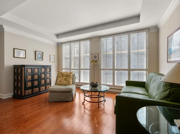 300 Boylston St Unit 610, Boston, MA 02116