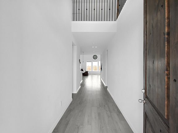 4th image of 13088 Mizell Ln