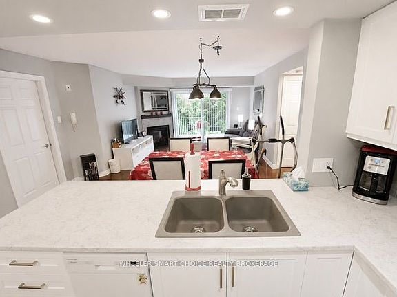 5th image of 33 Cumberland St #102