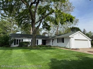 1654 Nottingham Rd, Lansing, MI 48911