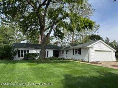 1654 Nottingham Rd, Lansing, MI, 48911