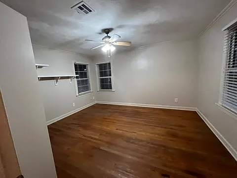 1621 W Saint Mary Blvd — Photo 3