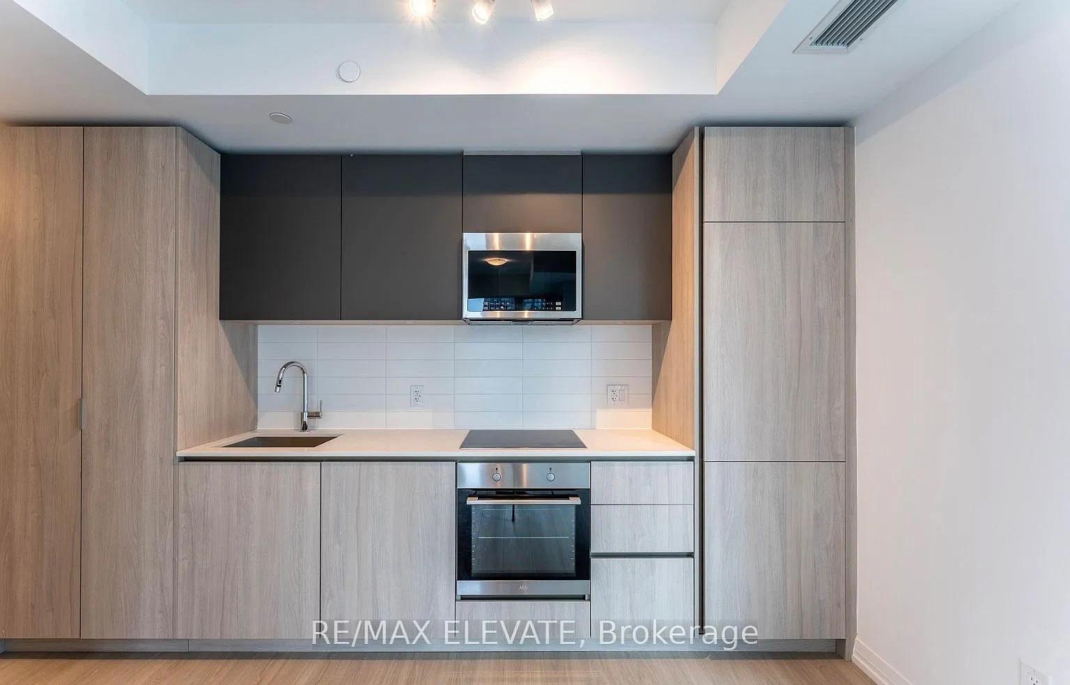 3 bed, $4,500 — Photo 3