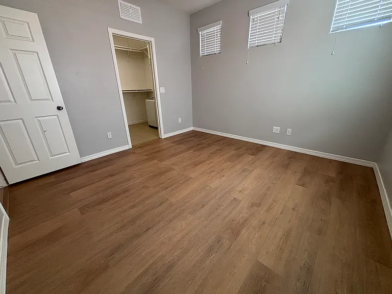 First floor suite, bedroom with walk in closet
