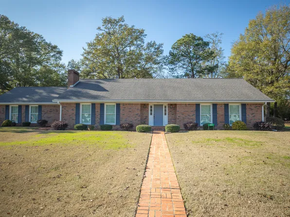 389 Mapleview Rd, West Point, MS 39773