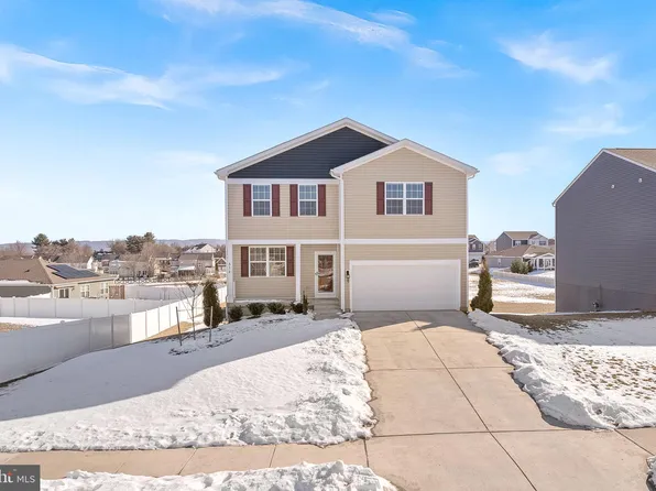 512 Harper Dr, Berryville, VA 22611
