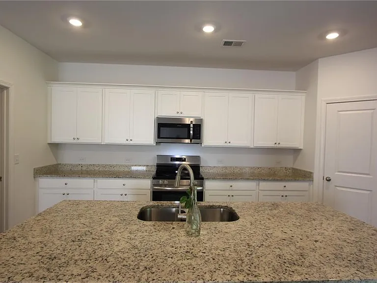 15104 Turkey Creek Blvd — Photo 5