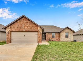 876 E Ozark Jubilee Rd, Nixa, MO 65714