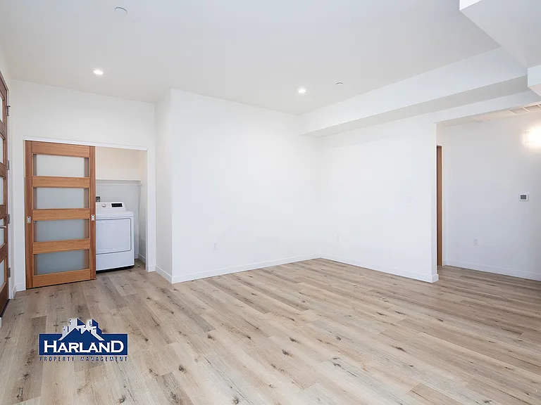 3333 Reynard Way #16 — Photo 7