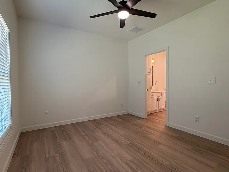 1624 Park Ave — Photo 10