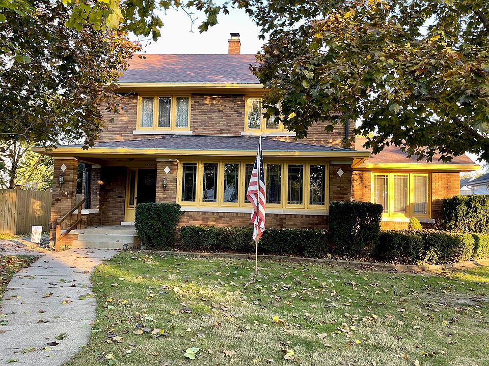 1st image of 809 S 9th St