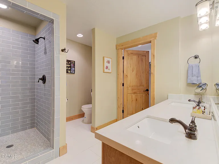 1499 Park Ave #1 — Photo 10
