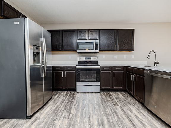 4th image of 5116 NE Briarwood Dr