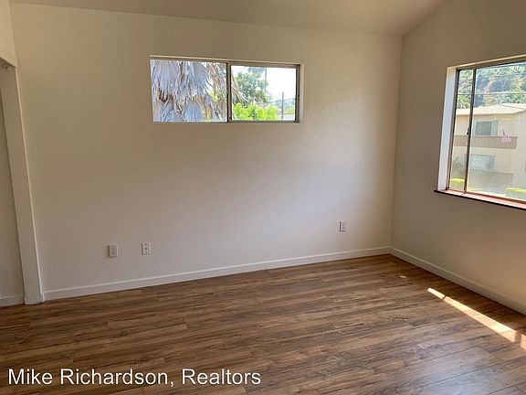 4th image of 535 W Ortega St