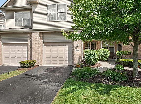 2nd image of 9007 Mansfield Dr Unit 900