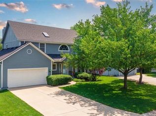 6275 W 157th St, Overland Park, KS 66223