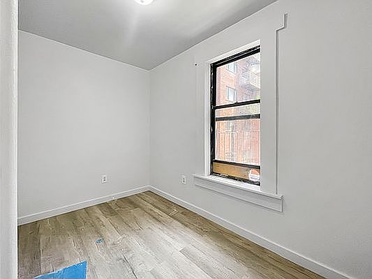 4th image of 2145 Amsterdam Ave APT 2