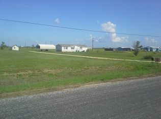 4694 County Road 406, Taylor, TX 76574