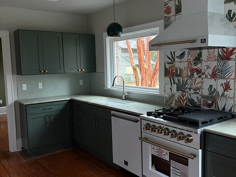 917 S Main St — Photo 2