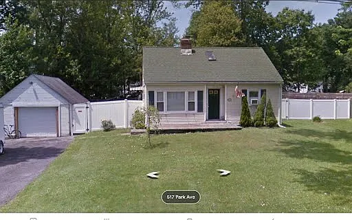 3 bed, 1000 sqft, $2,750 — Photo 2
