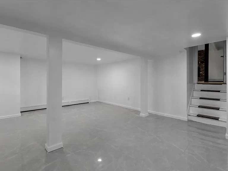 8 Fern Dr — Photo 23