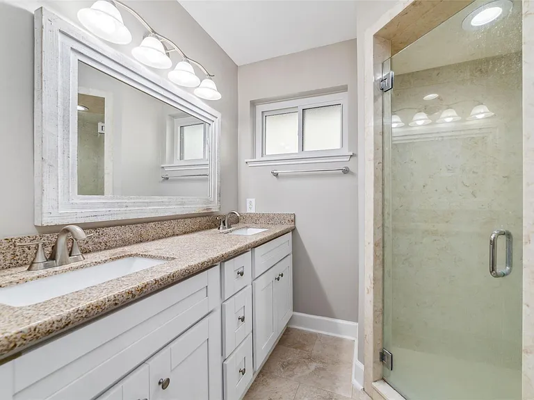 5731 Cheltenham Dr — Photo 16