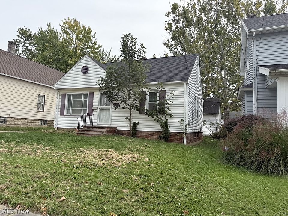 1st image of 5173 Greenhurst Dr