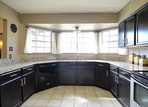 2nd image of 229 Woodridge Blvd