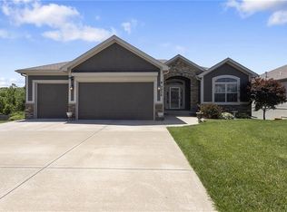 7836 N Walrond Ave, Kansas City, MO 64119