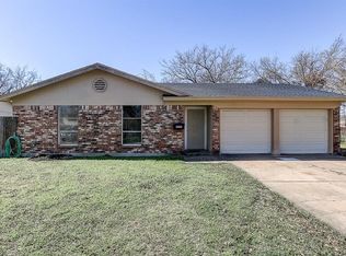 5129 Laurel Ln, North Richland Hills, TX 76180