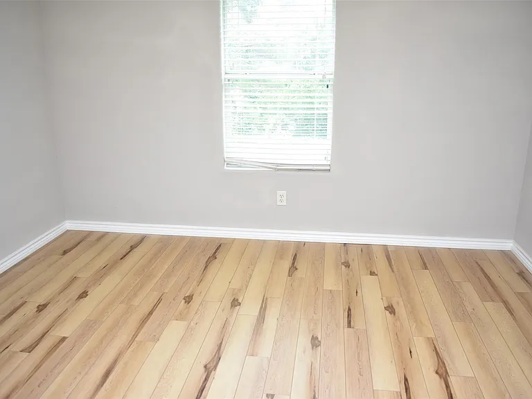410 Laurel Sage Dr — Photo 15