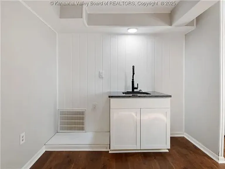 1501 Knob Rd — Photo 21