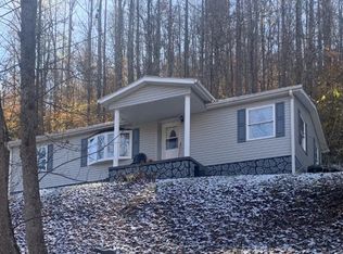 557 Krypton Napfor Rd, Krypton, KY 41754