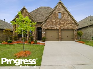 568 England St, Fate, TX 75189