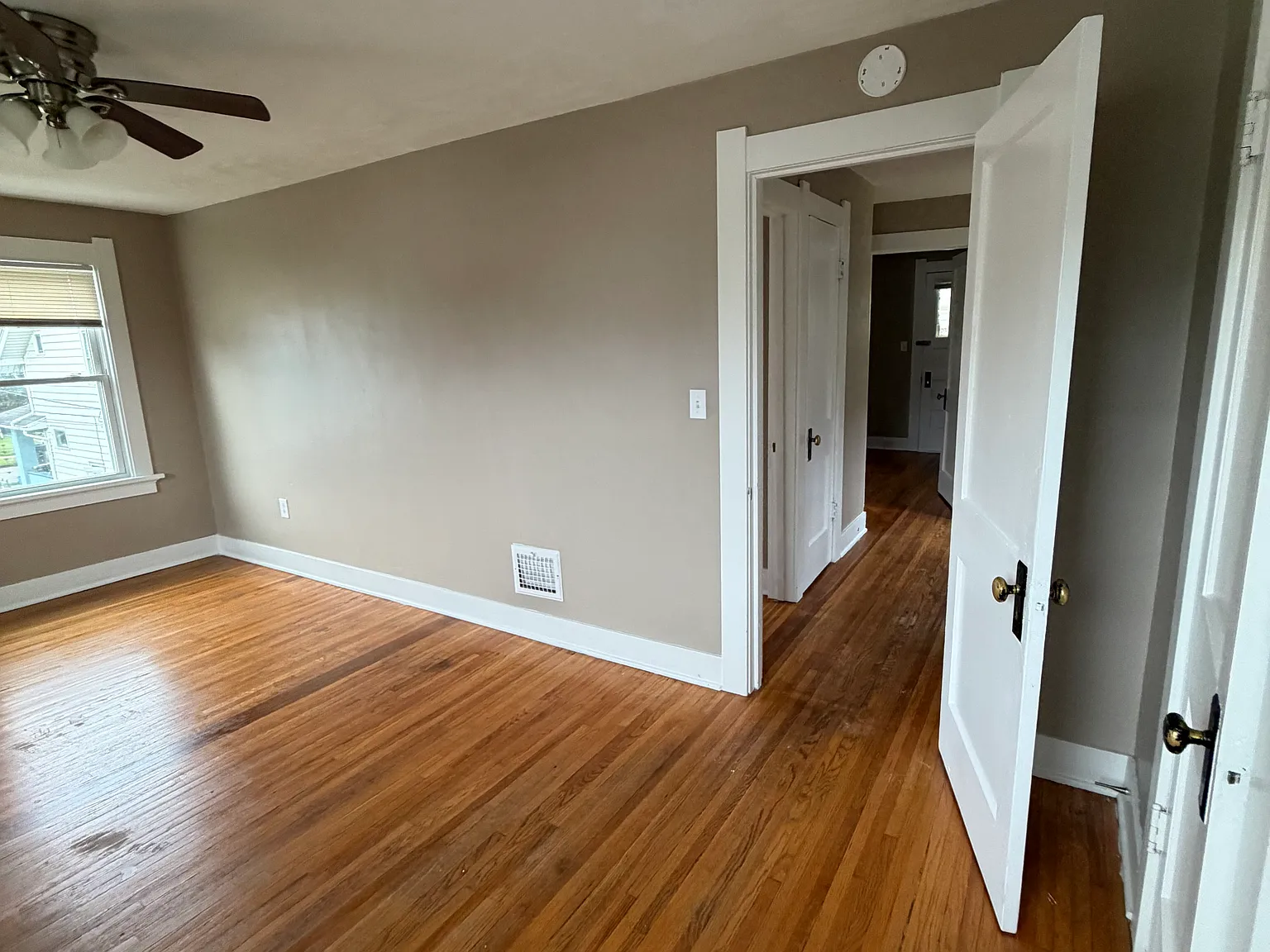 3 bed, 1412 sqft, $1,550 — Photo 4