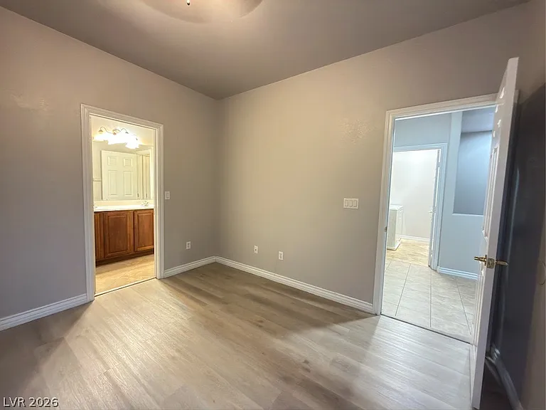 215 Animated Ct — Photo 22