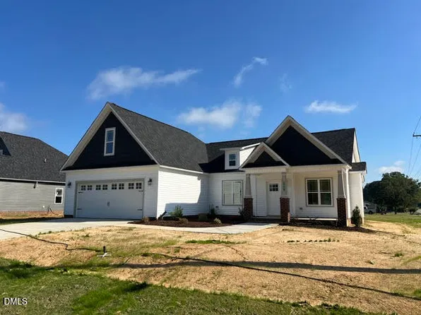 100 Bernie Dr, Selma, NC 27576