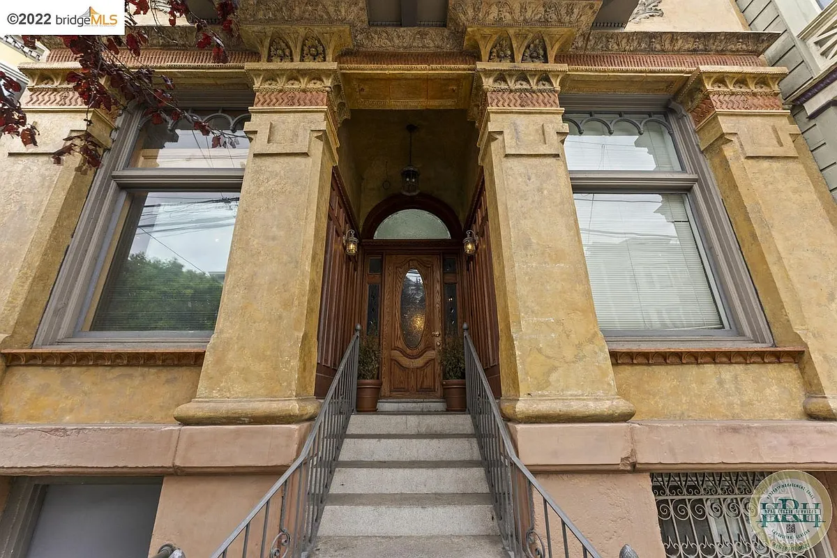 Building Photo - 871 Page St #A