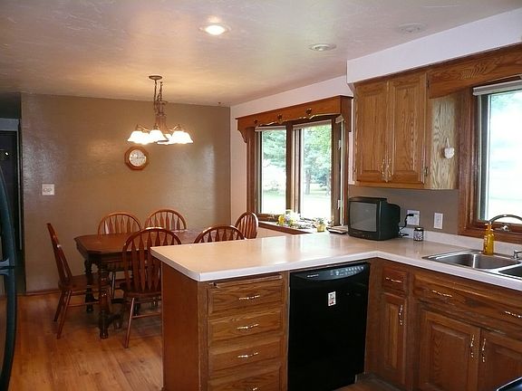 5th image of 2165 Rachel Dr