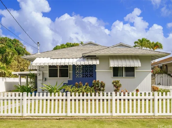 740 Kahoa Dr, Kailua, HI 96734