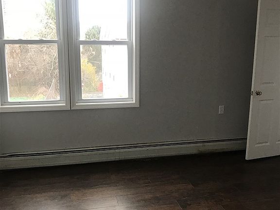 3rd image of 5906 Hudson Ave APT 4