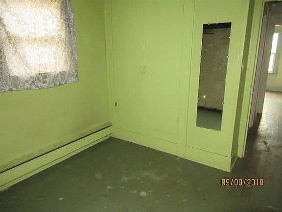 5th image of 203 S Alder St