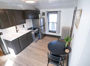 847 Jenifer St APT B, Madison, WI 53703