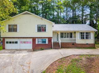 1209 Carriage Trl, Norcross, GA 30093