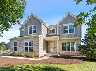 3321 Moraine Dr, Aurora, IL 60506