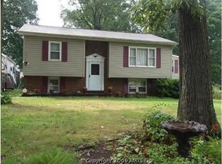 206 10th St, Pasadena, MD 21122